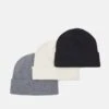 Pier One 3 PACK UNISEX - Mütze - Black/grey/white 2 Pier One 3 PACK UNISEX - Mütze - Black/grey/white -Pier One 86d9747140114f30891a691057132b36
