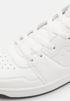 Pier One Sneaker High - White 13 Pier One Sneaker High - White -Pier One d92dbfafcd0845868bafc96ae8ec8083