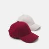 Pier One UNISEX 2 PACK - Cap - Light Grey/berry 2 Pier One UNISEX 2 PACK - Cap - Light Grey/berry -Pier One dc135ddce2ca4d6ea4c07bf8c622a918