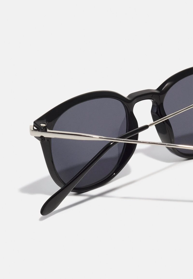 Pier One Sonnenbrille - Black 4 Pier One Sonnenbrille - Black – Bild 3